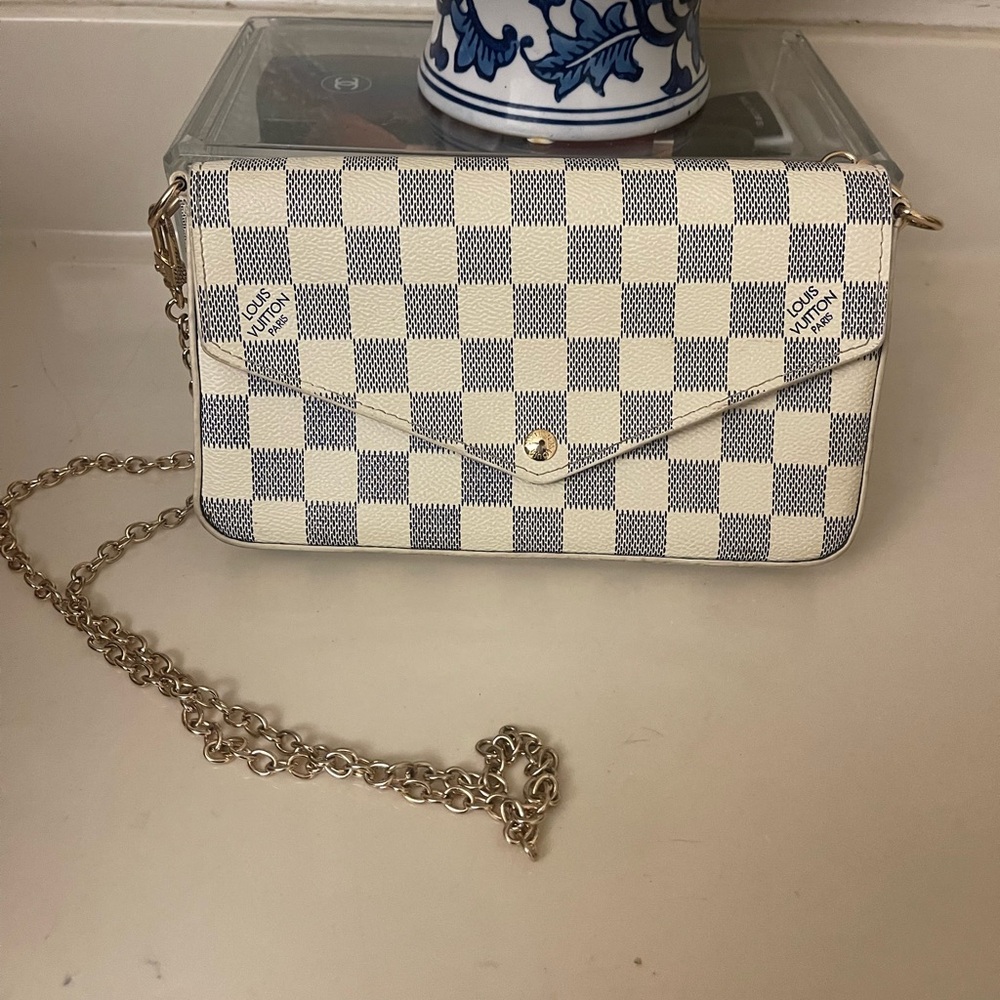LOUIS VUITTON Felicie Azur